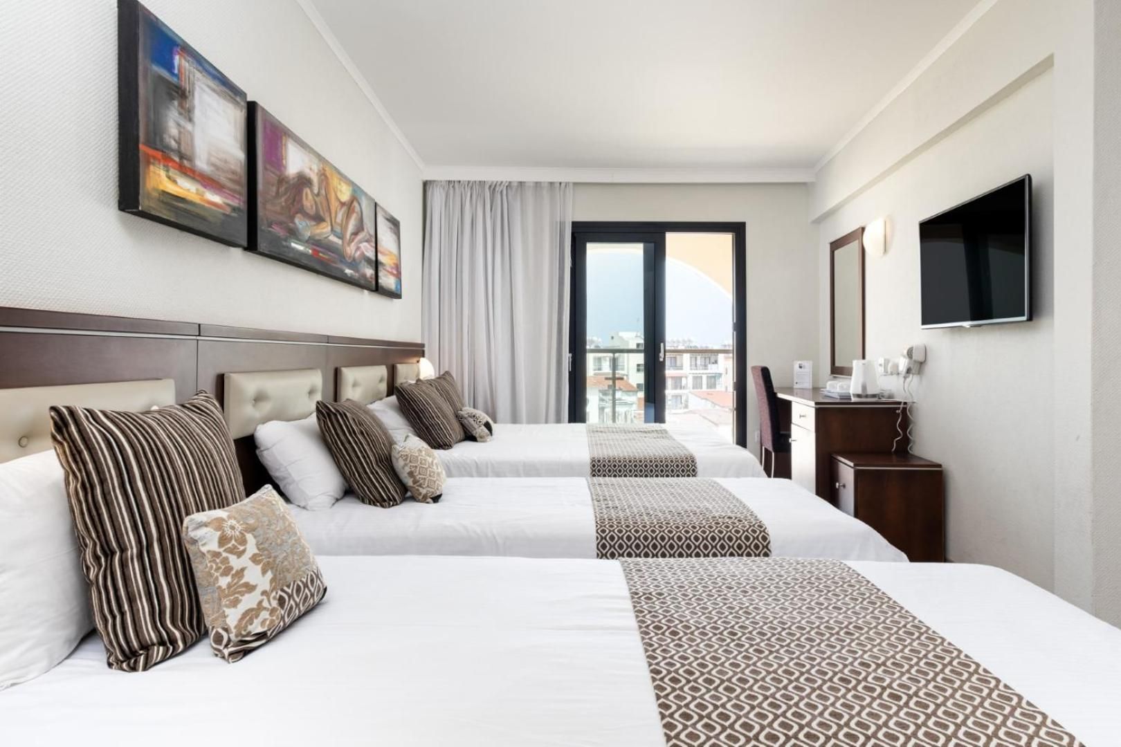 undefined Livadhiotis City Hotel 10