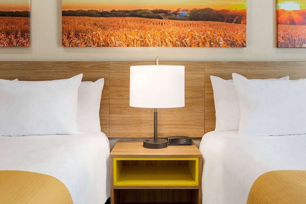 Comfort Double or Twin Room, 2 Queen Beds, Accessible (Mobility, Efficiency, Non-Smoking)