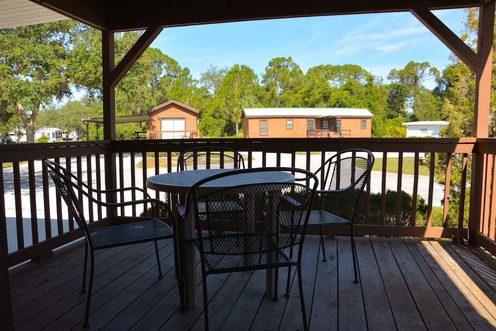 Camp Mack Lodge, Marina & RV Resort Cabin, 1 Bedroom (Cabin 55) 2