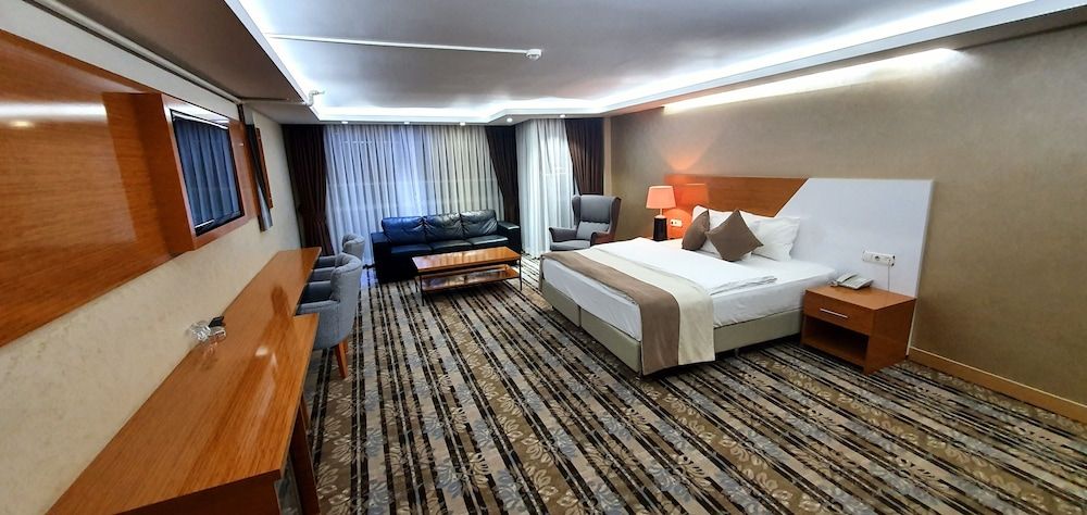 undefined Bulvar Hotel 9