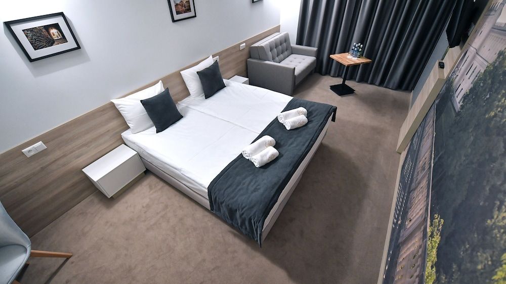 Lubhotel Deluxe Double Room 2