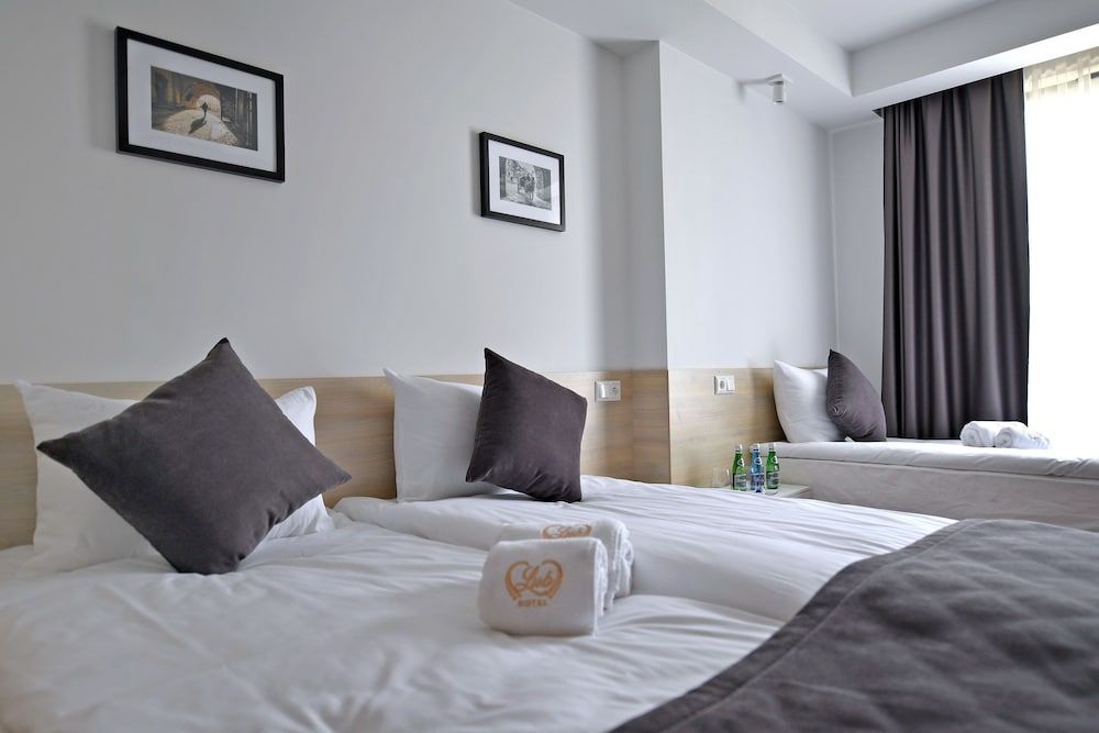 Lubhotel Standard Triple Room 2