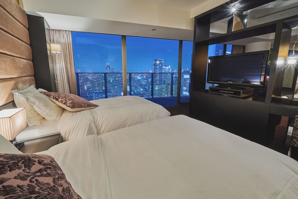 undefined Harmonie Embrassee Osaka 2