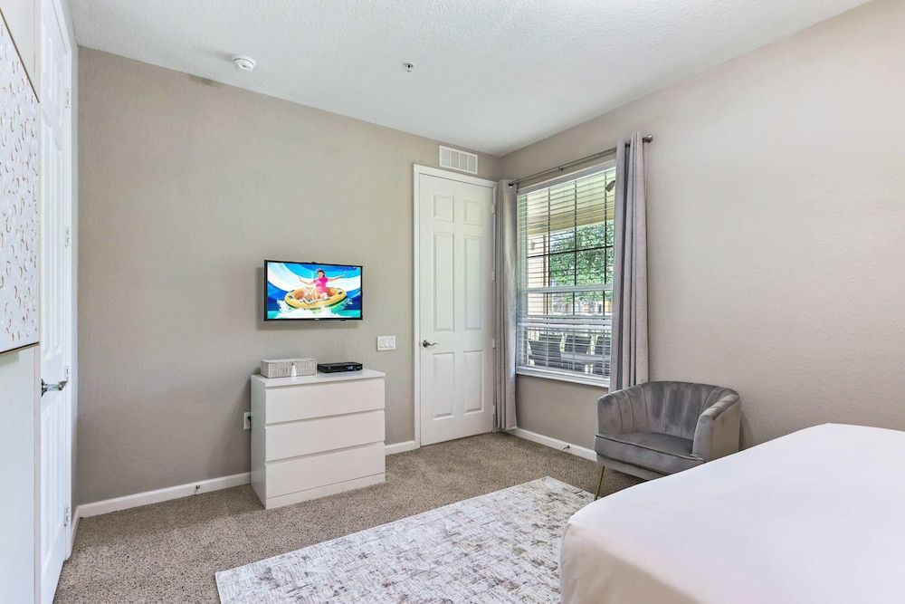 Cozy Vista Cay Condo! Free Resort Access Apartment (3 Bedrooms) 12