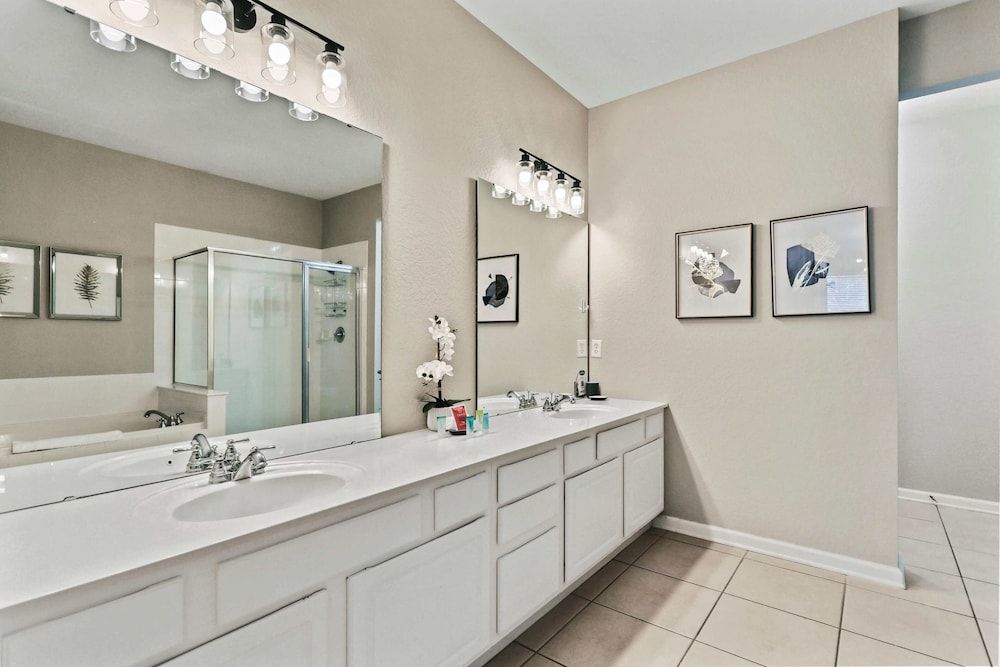 Cozy Vista Cay Condo! Free Resort Access Apartment (3 Bedrooms) 8