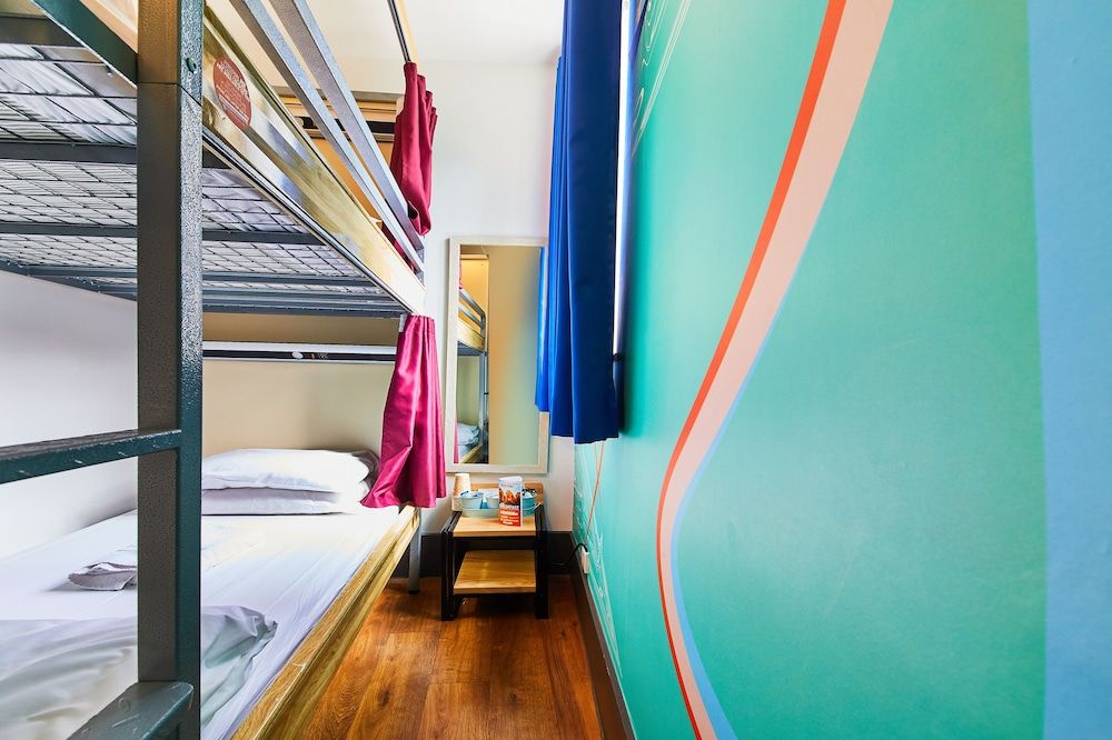 Private 2-Bed Bunk, Private Bathroom