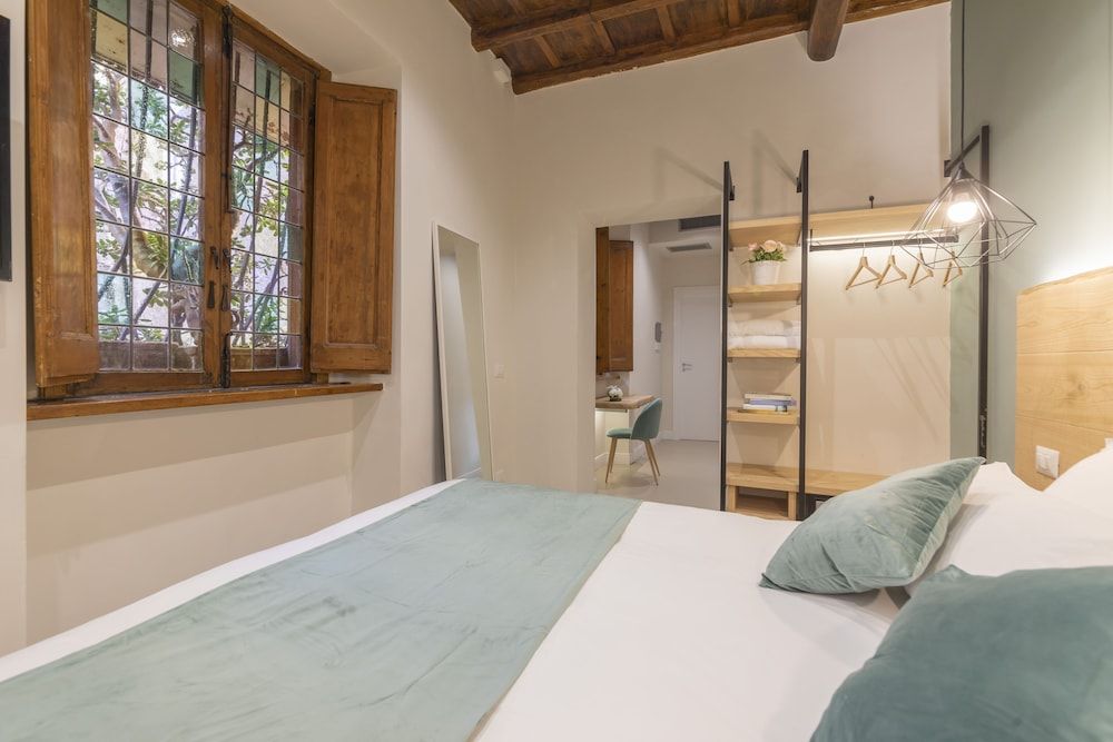 Campo de' Fiori 34 Standard Double Room 12