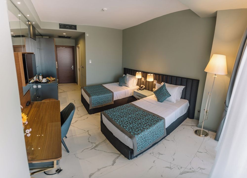 Capella Otel Business Twin Room, Non Smoking 3