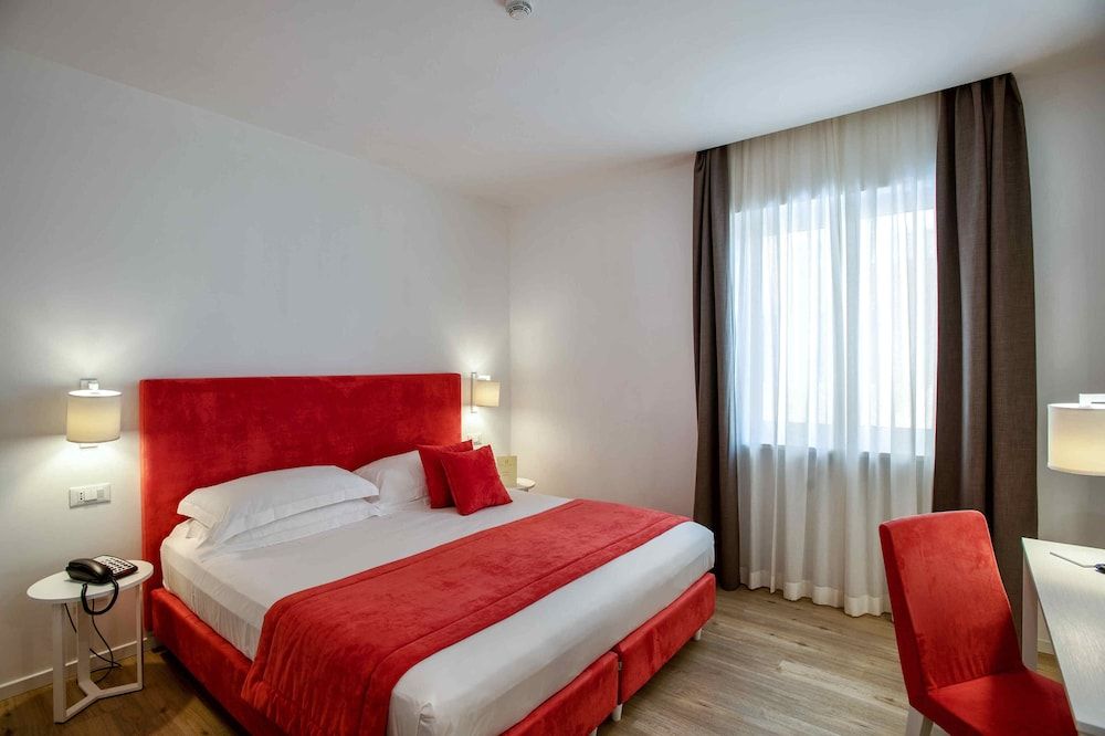 undefined Hotel Isabella 2