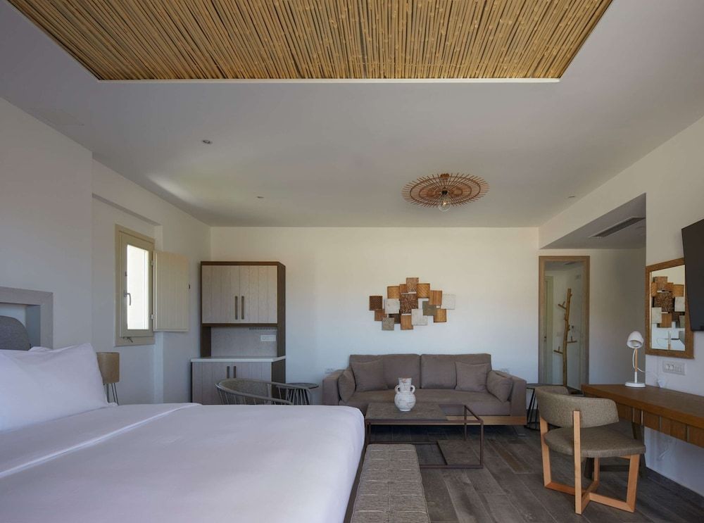 King Junior Suite with Private Outdoor Hot Tub