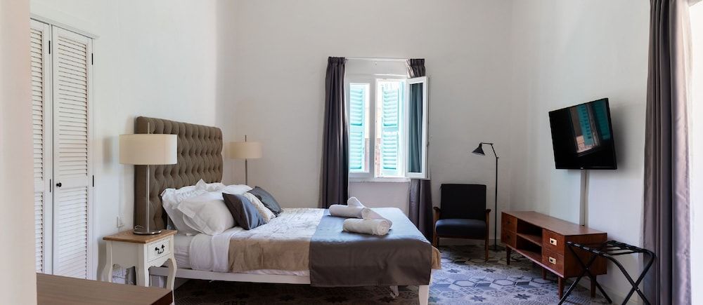 MYN in Rabat Deluxe Double Room