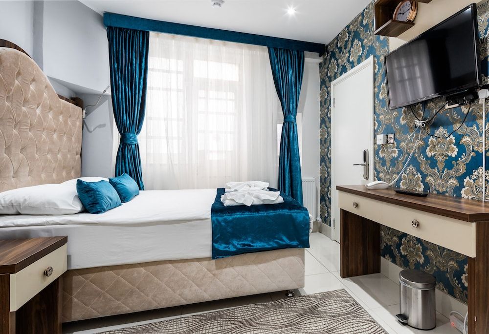 Vilenza Hotel Standard Double Room, Private Bathroom 8