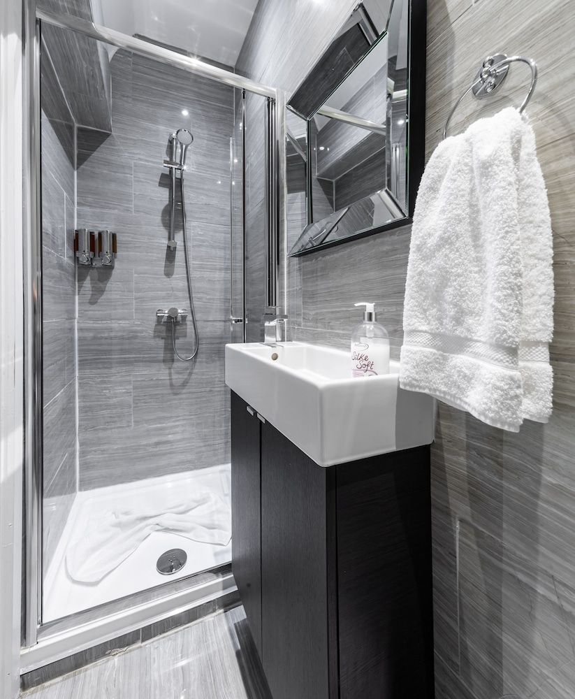 Vilenza Hotel Standard Double Room, Private Bathroom 10