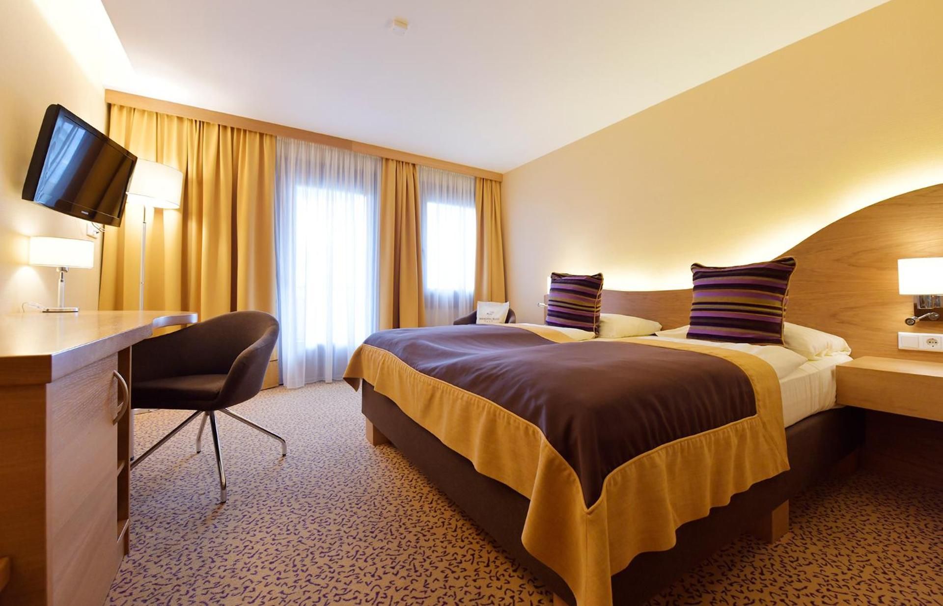 Double Room - Lake Side