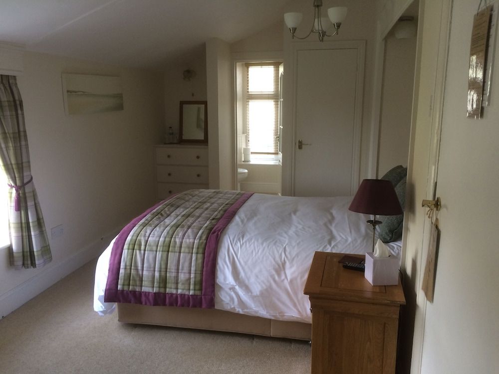 The Manor House Standard Double Room, Sea View 3