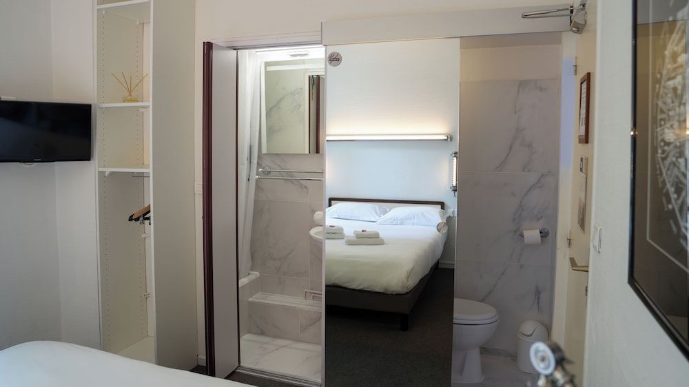 Hotel des Grands Hommes - Bordeaux Centre Classic Double Room 7