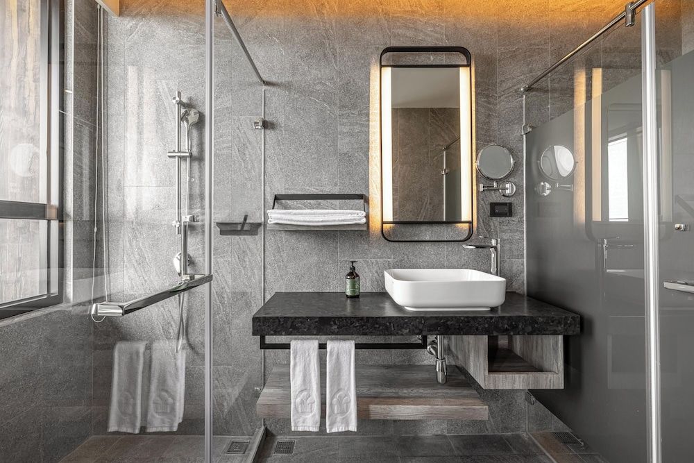 The Moment Hotel Hualien by Lakeshore Classic Family Room 5