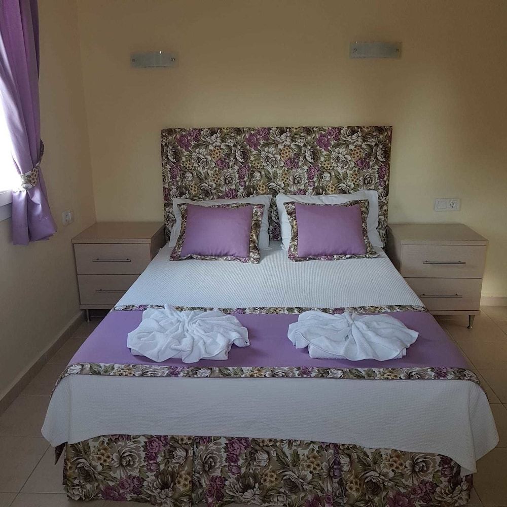 Canna Garden Hotel - Adults Only Standard Room 14