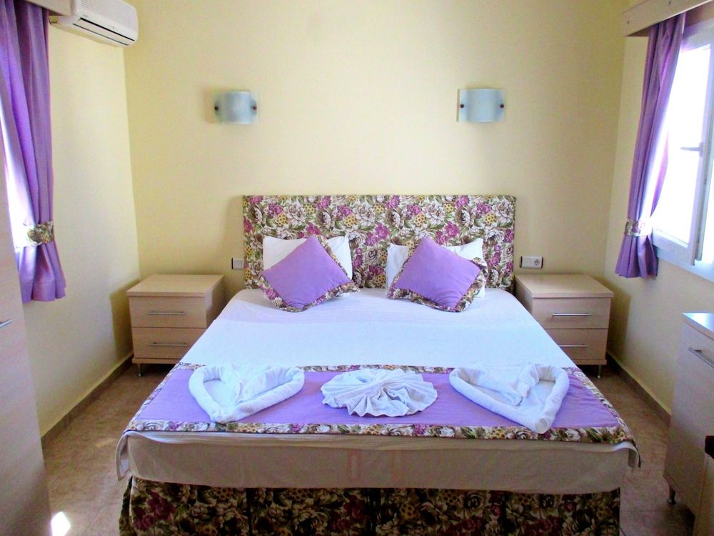 Canna Garden Hotel - Adults Only Standard Room 7
