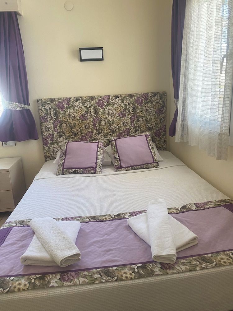 Canna Garden Hotel - Adults Only Standard Room 5