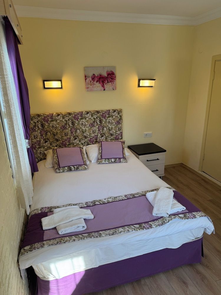 Canna Garden Hotel - Adults Only Standard Room 28