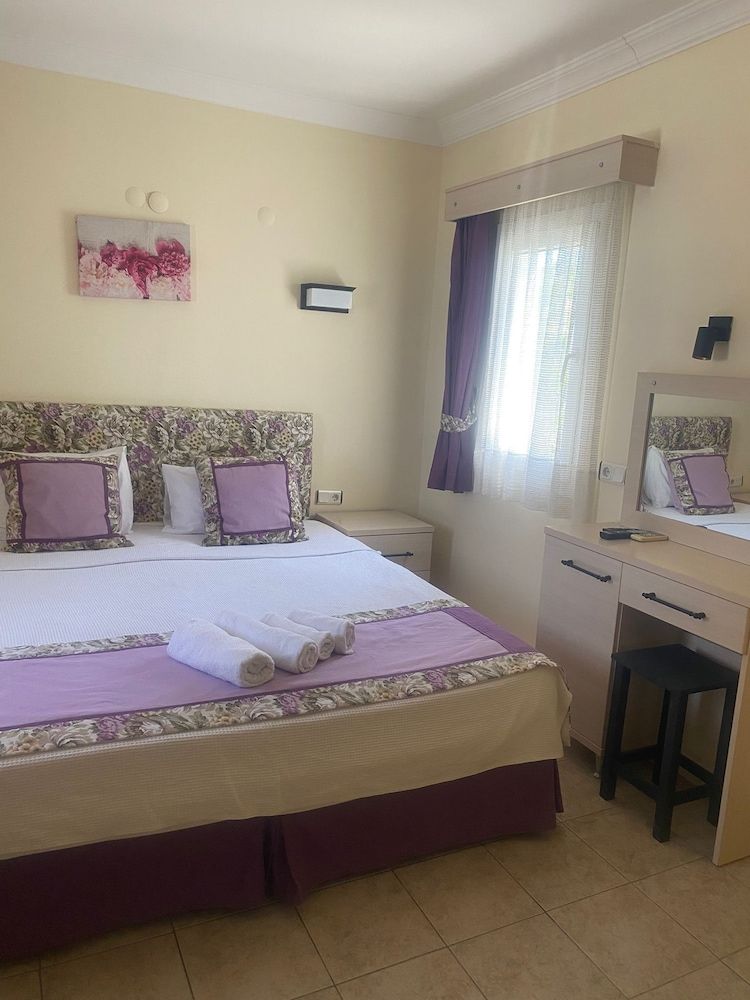 Canna Garden Hotel - Adults Only Standard Room 23