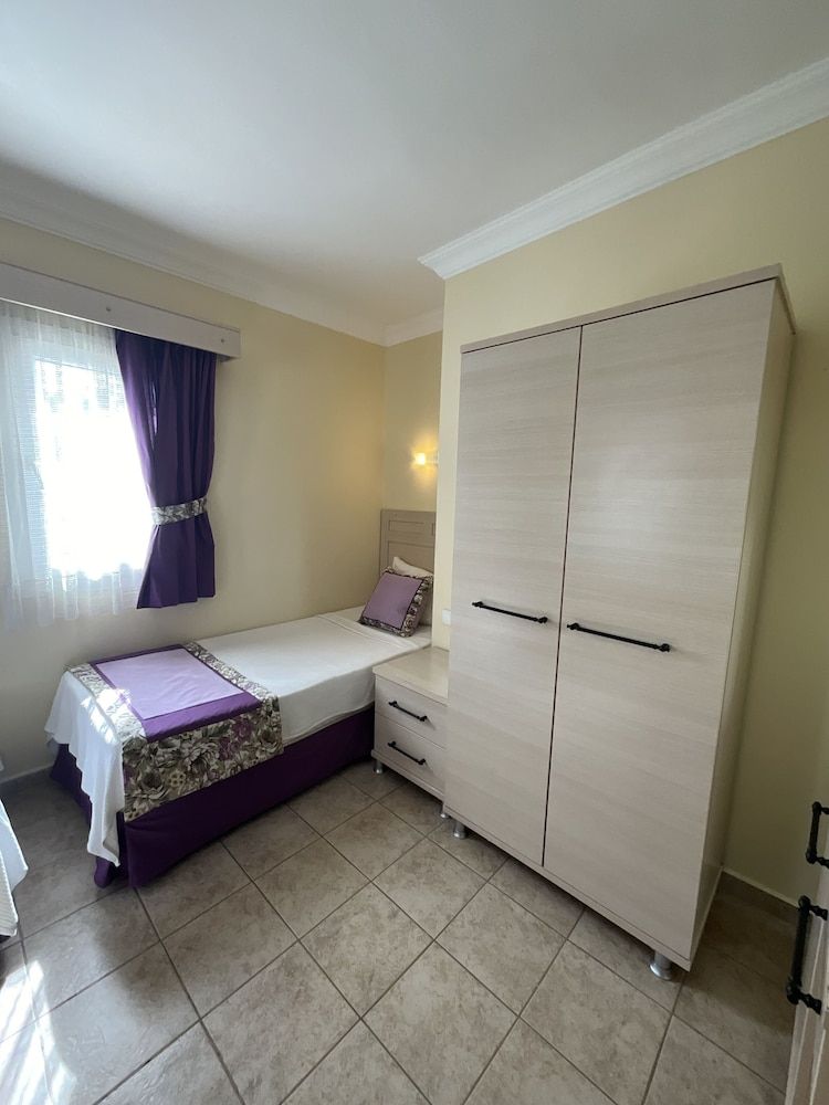 Canna Garden Hotel - Adults Only Standard Room 10