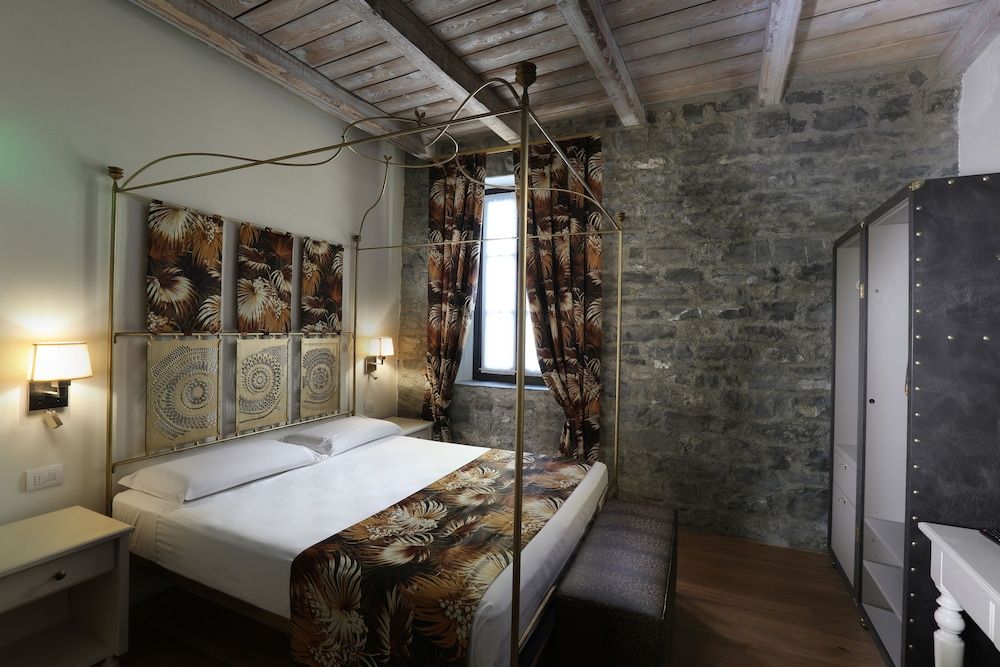 Suites&Atelier Lake Como Deluxe Room, 1 Queen Bed 2