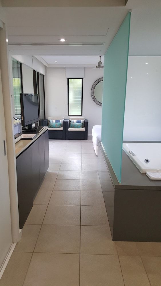 King Spa Studio Beachside 272