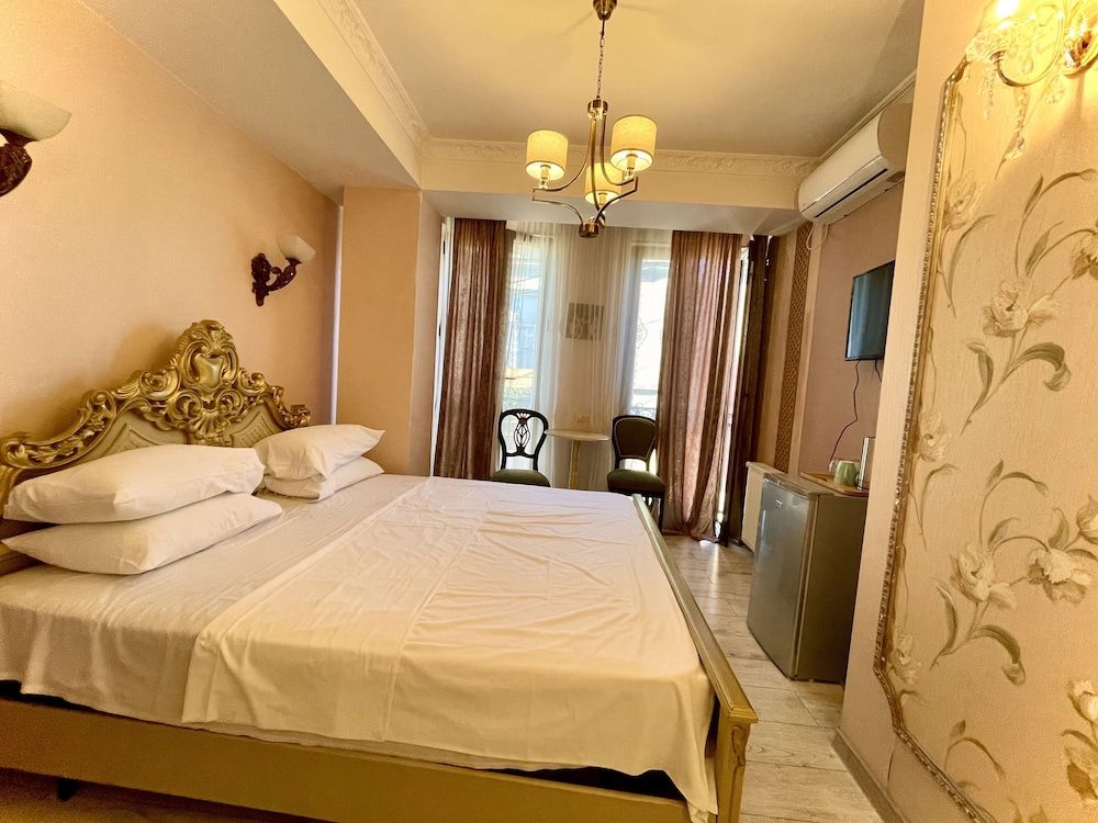 Silver 34 Boutique Hotel Classic Double Room 7