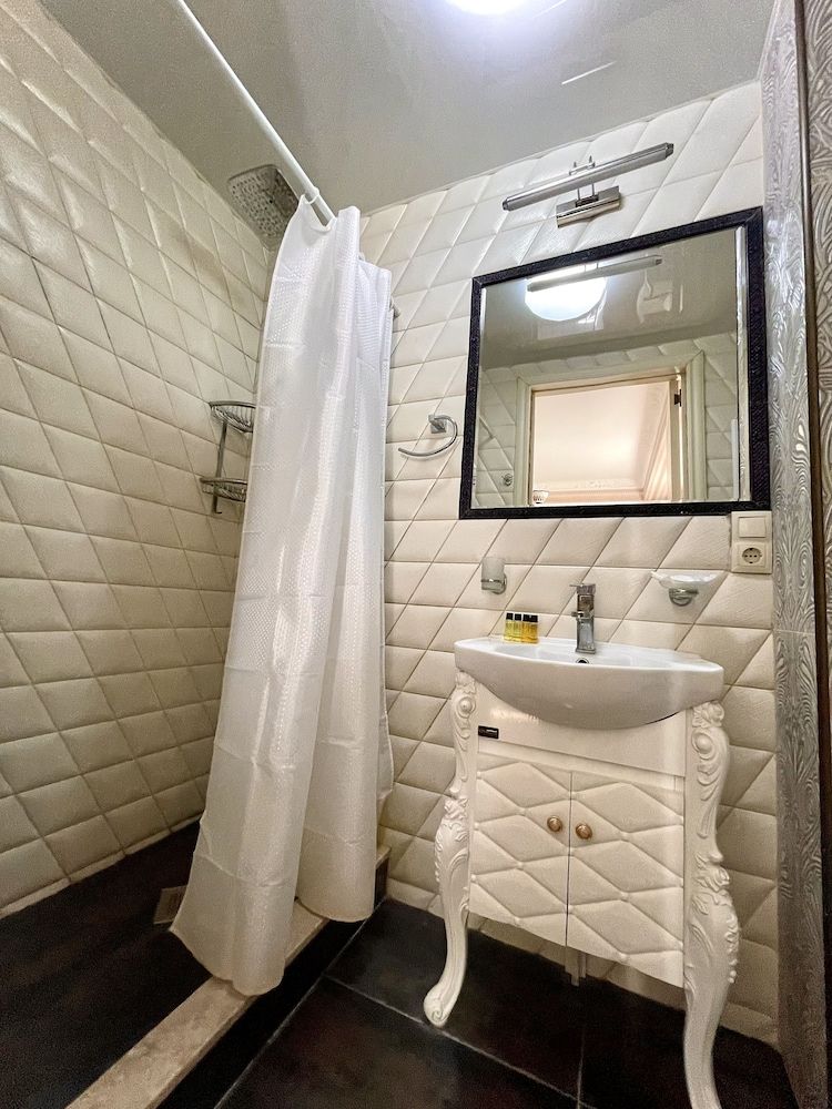 Silver 34 Boutique Hotel Classic Double Room 10