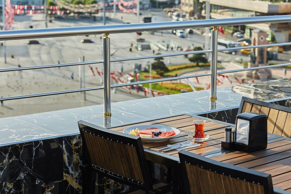 undefined Kartal Palace Taksim Square 9