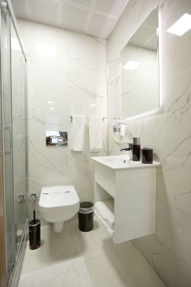 Kartal Palace Taksim Square Economy Double Room, City View 14