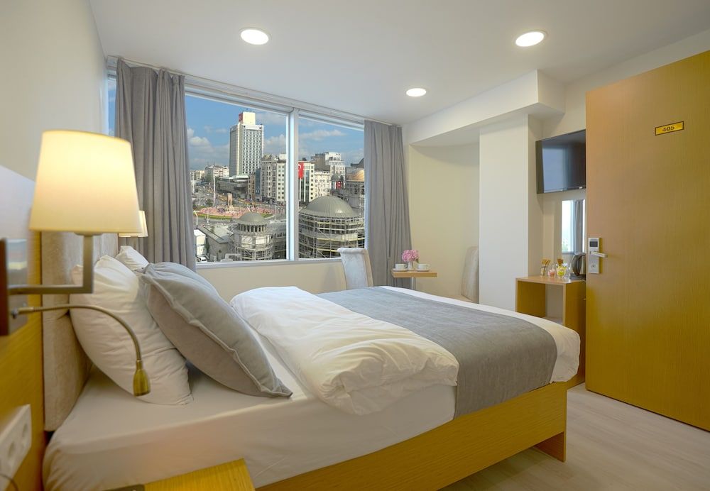 Kartal Palace Taksim Square Economy Double Room, City View 7