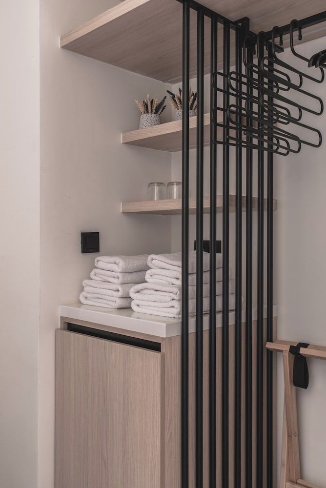 Yria Hotel Deluxe Quadruple Room 17