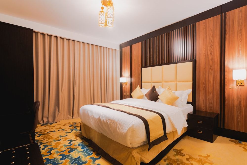 undefined Golden Ship Hotel 2