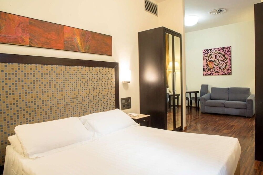 undefined Residenza Mecenate 4