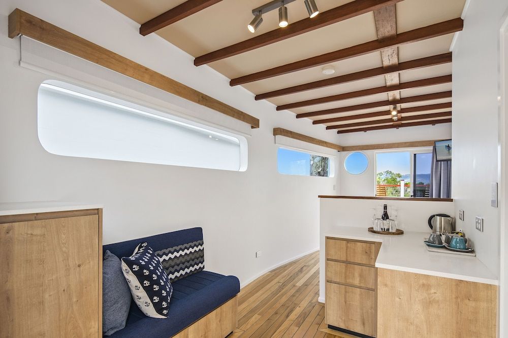 Freedom Shores Boat Bungalow Ocean Class 3