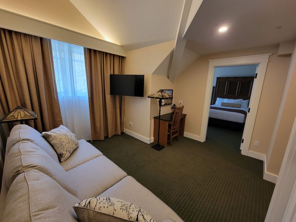 Kilmorey Lodge Premier Triple Room, Mountain View 2