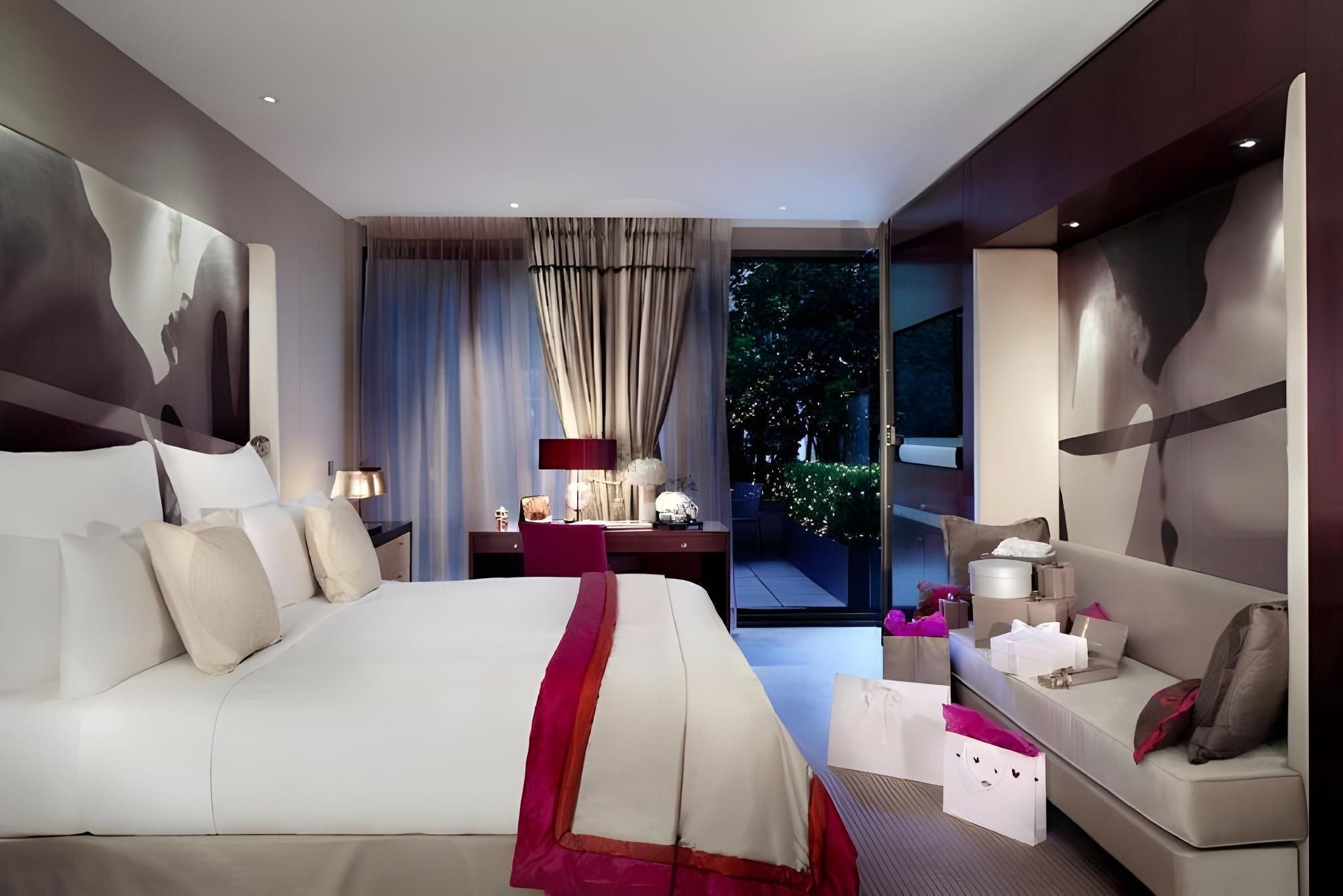 undefined Mandarin Oriental, Paris 7