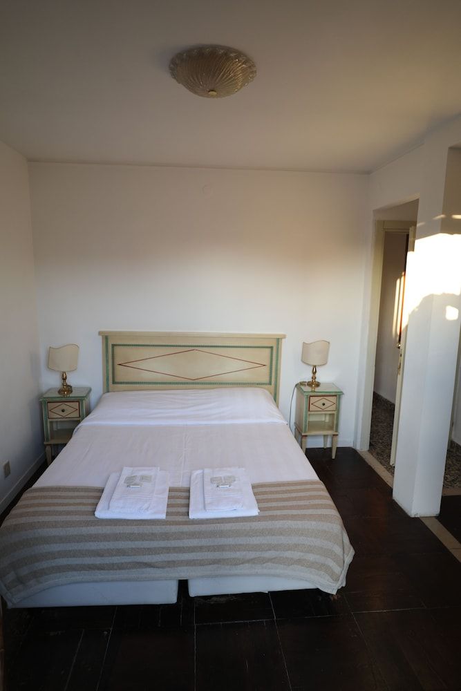 Lovely Apartment In Venice Superior Double or Twin Room, Balcony 2