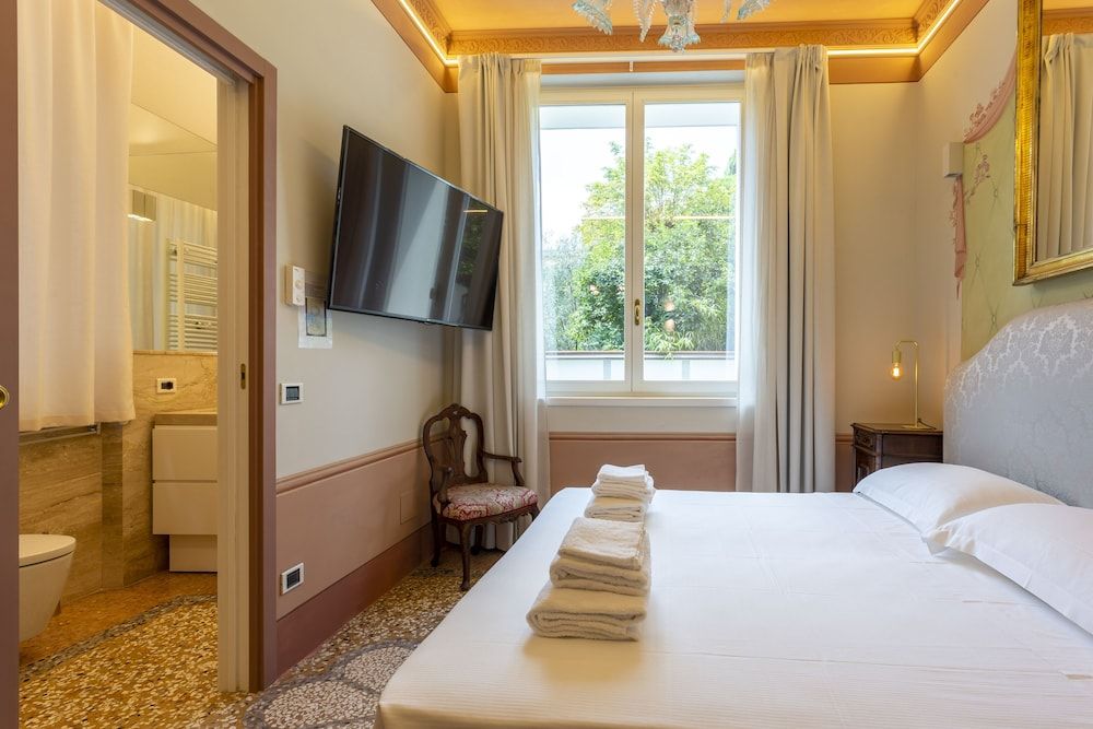 undefined Villa Tortorelli 10