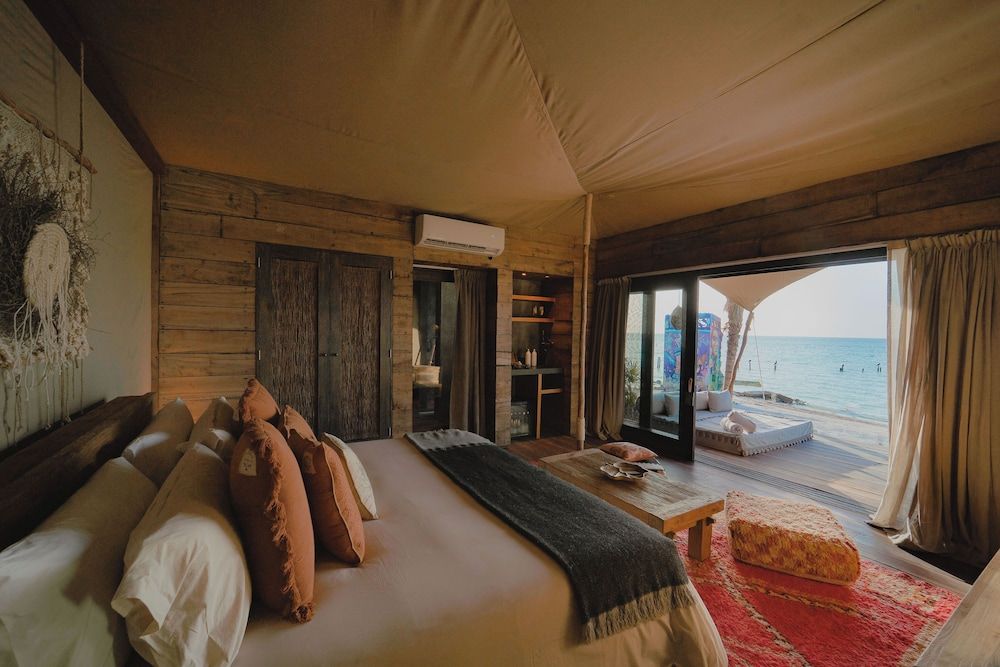 Nomade Holbox Suite, Oceanfront 6