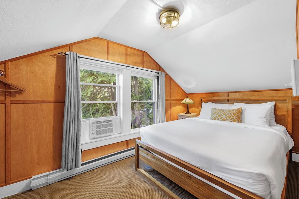 Three Bedroom Cabin