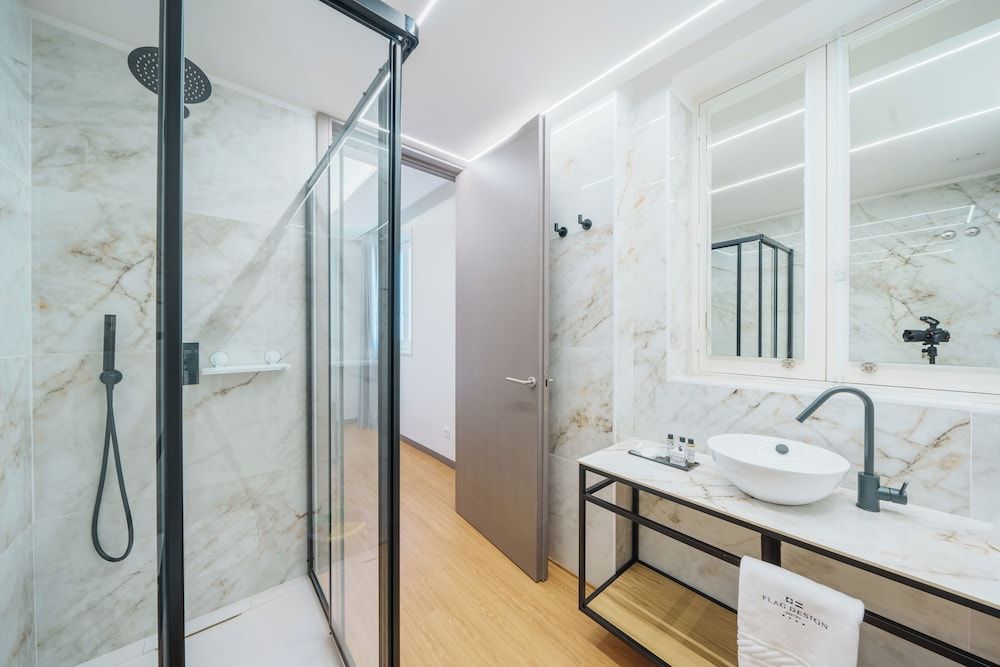 Flag Design Hotel Standard Double or Twin Room 3