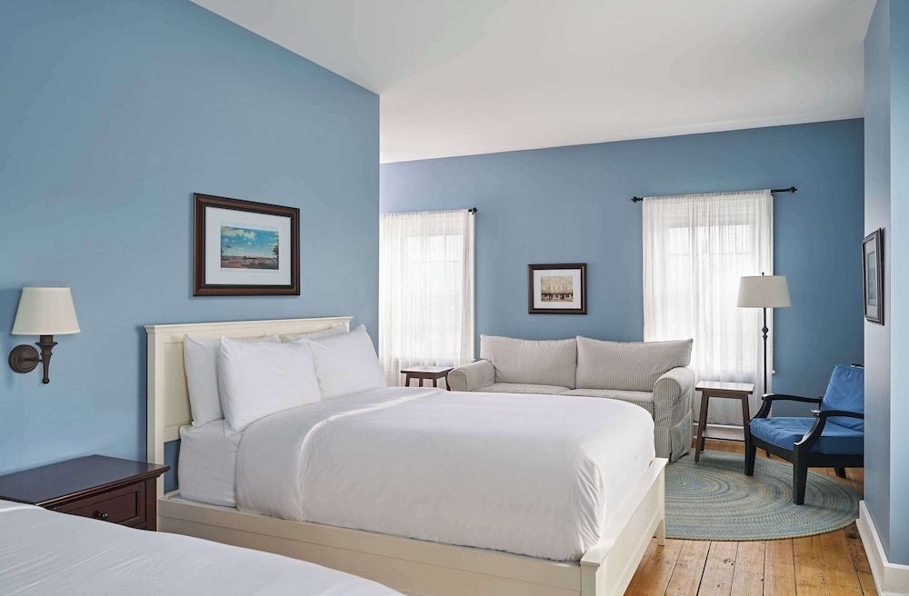 Room, Multiple Beds, Corner