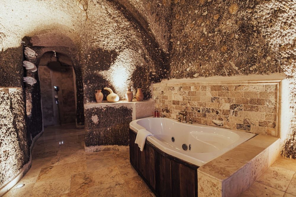 Sah Saray Cave Suites Halal Hotel Deluxe Room 4