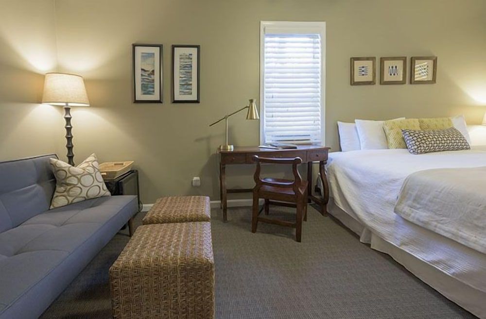 Room (31)