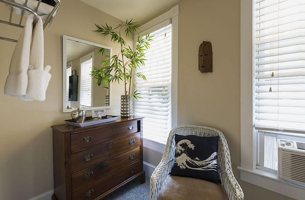 Basic Room (22)