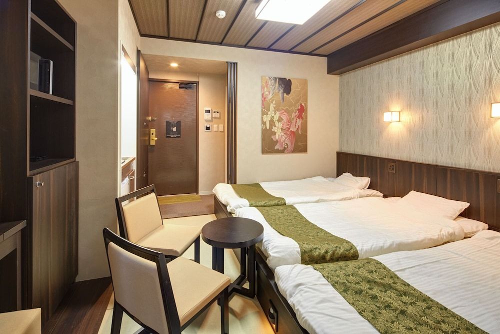 Hotel Amaterrace Nippombashi-higashi Triple Room (Rikyu) 12